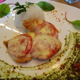 Fidel's Cabaret Budapest - Étel/ital