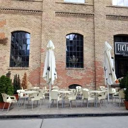 Fiktív Café & Event, Budapest - Külső kép