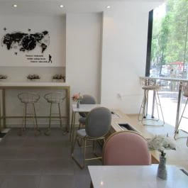 Find Tea Drinks & Sweeties Budapest - Belső