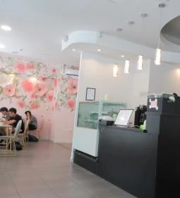 Find Tea Drinks & Sweeties