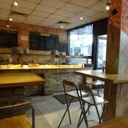 Finom Falat Ételbár Budapest - Belső