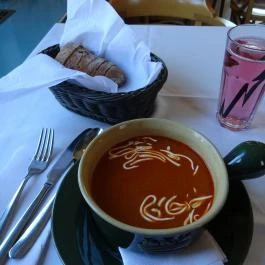 Fióka Budapest - Étel/ital