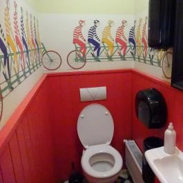 Fióka Budapest - Mosdó