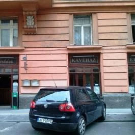 Firkász Cafe & Restaurant, Budapest - Külső kép