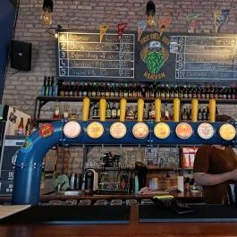 FIRST Craft Beer Brewery & Taproom Budapest - Étel/ital