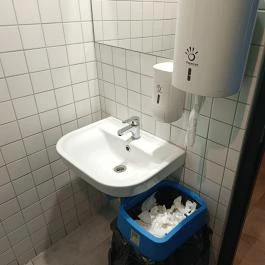 FIRST Craft Beer Brewery & Taproom Budapest - Mosdó