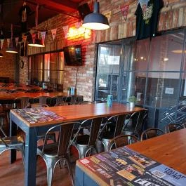 FIRST Craft Beer Brewery & Taproom Budapest - Belső