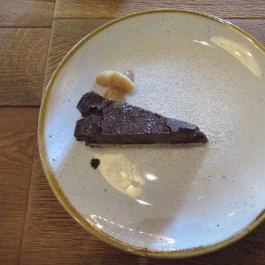 First Local Craft Beer & Kitchen Budapest - Étel/ital