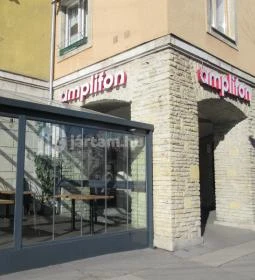 Flakon Bar & Restaurant