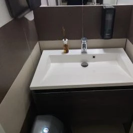 Flat White Art Specialty Caffee Budapest - Mosdó