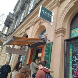 Flatty Coffee Shop Budapest - Külső kép