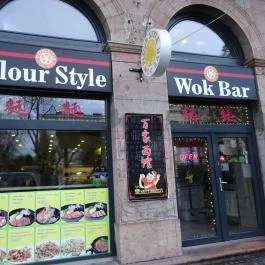 Flour Style Wok Bar Budapest - Külső kép