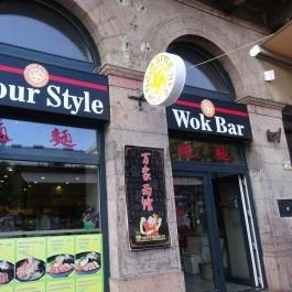 Flour Style Wok Bar Budapest - Külső kép