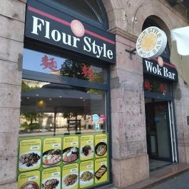 Flour Style Wok Bar Budapest - Külső kép