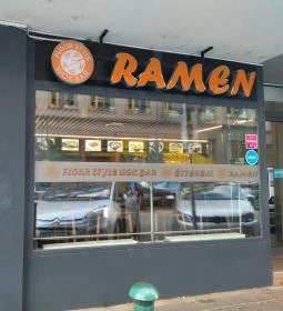 Flour Style Wok Bar - Nyugati