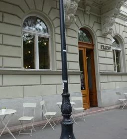 Flow Specialty Coffee Bar & Bistro