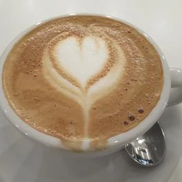 Flow Specialty Coffee Bar & Bistro Budapest - Étel/ital