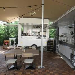 Flyby Steakhouse & BBQ Étterem, Budaörs - Egyéb