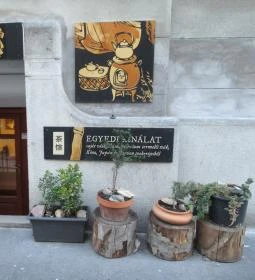 Flying Bird Tea House