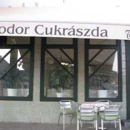 Fodor Cukrászda Kecskemét - Külső kép