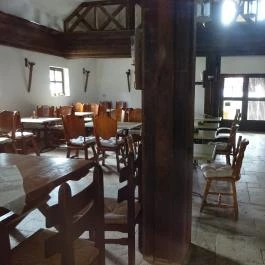 Fogadó a Fehér Hattyúhoz, Bikal - Belső