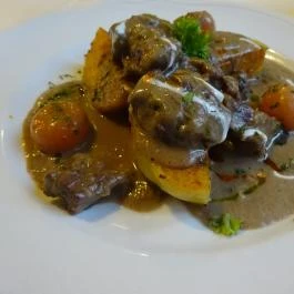 Öreg Prés Étterem Mór - Étel/ital