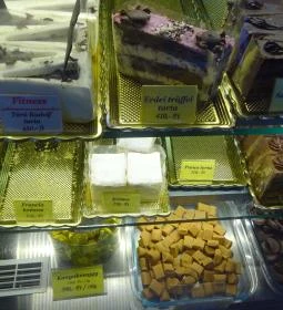 Fogarasi Pékség, Cukrászda & Kávézó