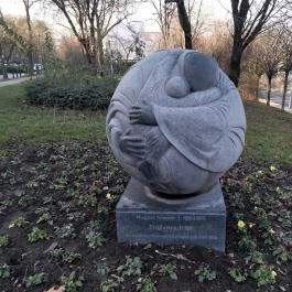 Földanya Budapest - Egyéb