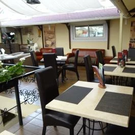 Fontana Cafe Budapest - Belső