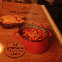 For Sale Pub 2, Budapest - Étlap/itallap