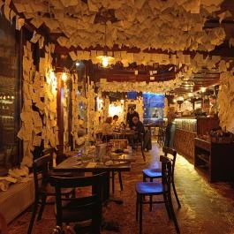 For Sale Pub 2, Budapest - Belső