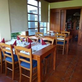 Forest Hills Hotel Étterme Zirc - Belső