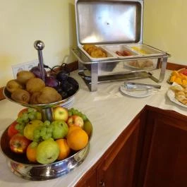 Forest Hills Hotel Étterme Zirc - Étel/ital