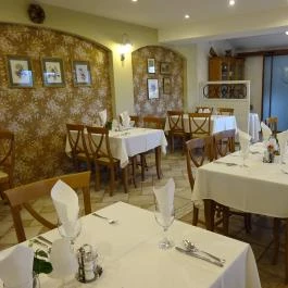 Forgó Étterem , Dunabogdány - Belső