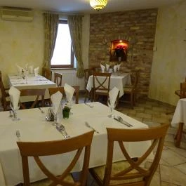 Forgó Étterem , Dunabogdány - Belső