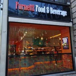 FFB - Fornetti Food & Beverage - Ferenciek tere Budapest - Külső kép