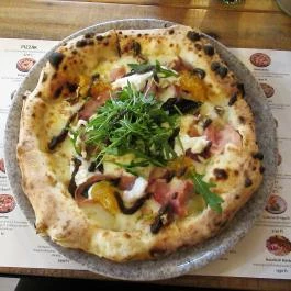 Forni di Napoli Budapest - Egyéb