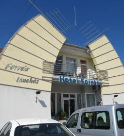 Forrás Hotel 