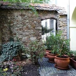 Várkapitányság Nonprofit Zrt. - De la Motte-Beer-palota Budapest - Egyéb