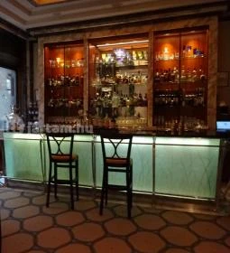 Kollázs Brasserie & Bar