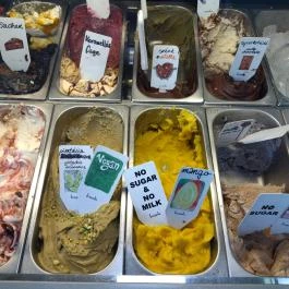 Fragola Angyalföld Cukrászda & Fagylaltozó Budapest - Étel/ital