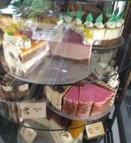 Fragola Angyalföld Cukrászda & Fagylaltozó