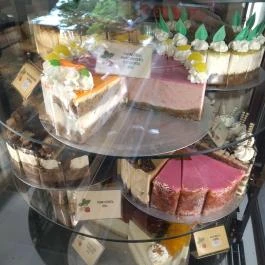 Fragola Angyalföld Cukrászda & Fagylaltozó Budapest - Étel/ital