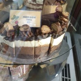 Fragola Angyalföld Cukrászda & Fagylaltozó Budapest - Étel/ital