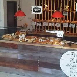 Frici Pékség Budapest - Étel/ital