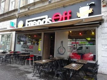 FriendsOff Bar Budapest