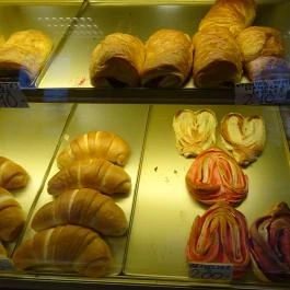 Friss Pékség - Bajcsy-Zsilinszky út Budapest - Étel/ital