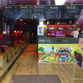 Fröccskocsma Budapest - Belső