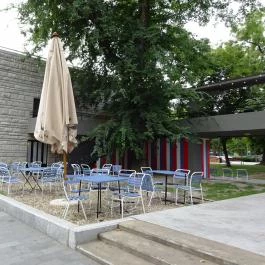 Fröccsterasz, Budapest - Külső kép