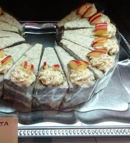 Frőhlich Kóser Cukrászda